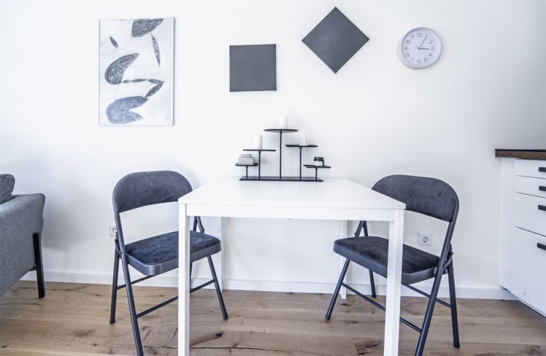 ***Moderne Designer-Wohnung mit Balkon am Medienhafen***