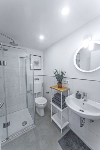 ***Moderne Designer-Wohnung mit Balkon am Medienhafen***