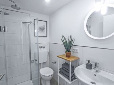 ***Moderne Designer-Wohnung mit Balkon am Medienhafen***