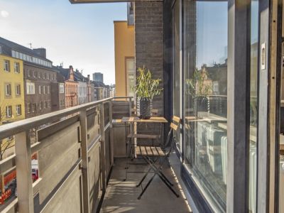 ***Moderne Designer-Wohnung mit Balkon am Medienhafen***