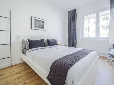 M&ouml;blierte Designer-Wohnung am Volksgarten