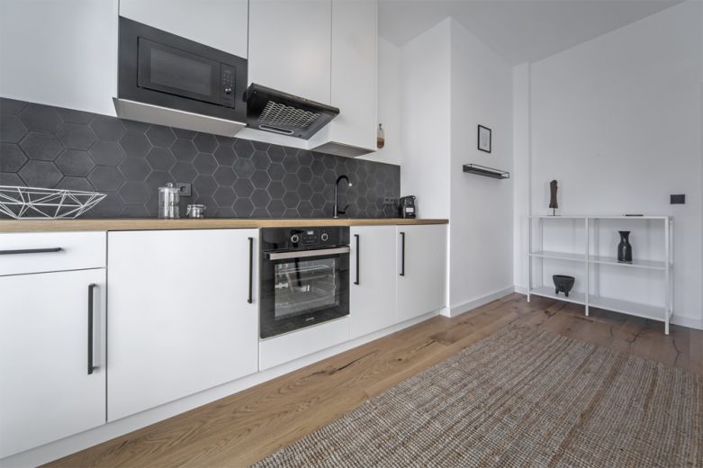 M&ouml;blierte Designer-Wohnung am Volksgarten