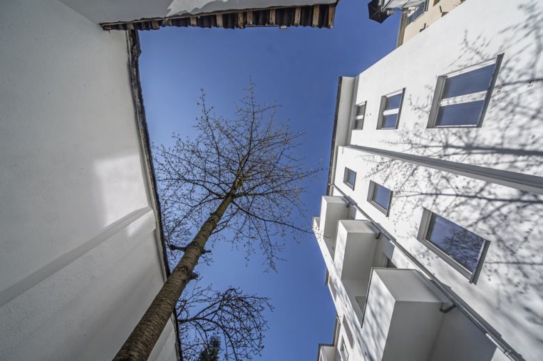 M&ouml;blierte Designer-Wohnung am Volksgarten