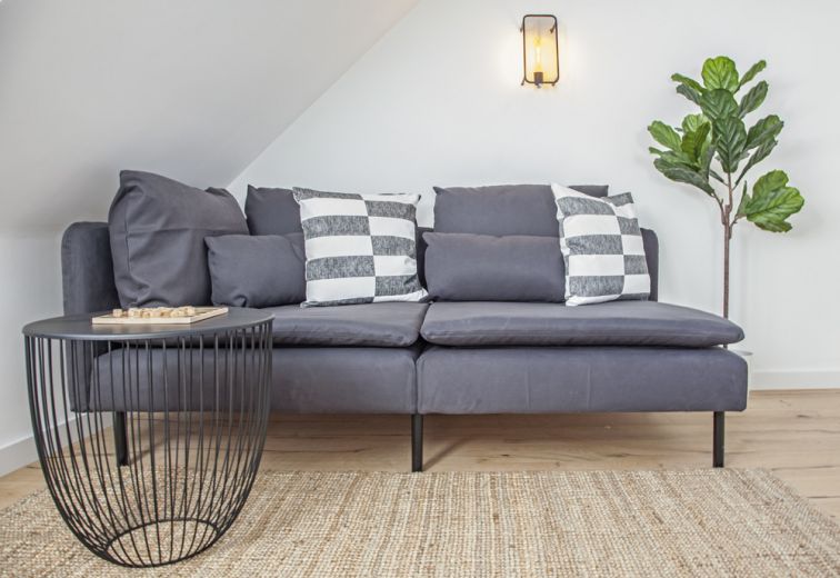 ***GEM&Uuml;TLICHE DESIGNER WOHNUNG AM VOLKSGARTEN***
