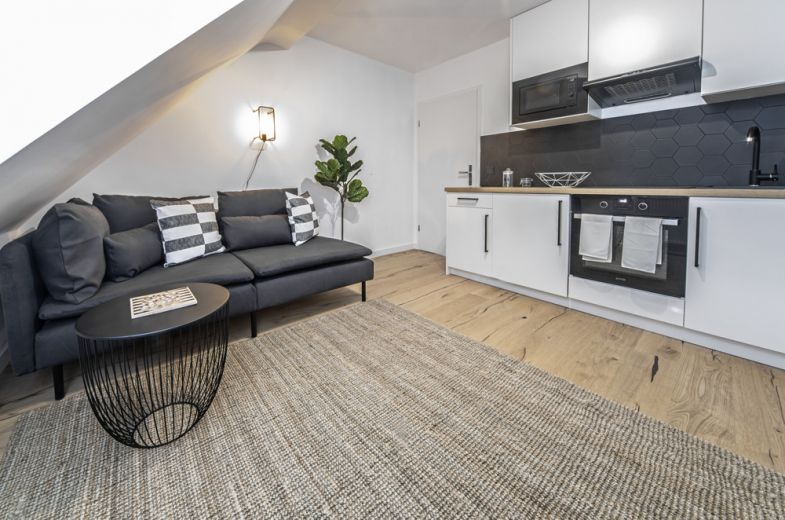***GEM&Uuml;TLICHE DESIGNER WOHNUNG AM VOLKSGARTEN***