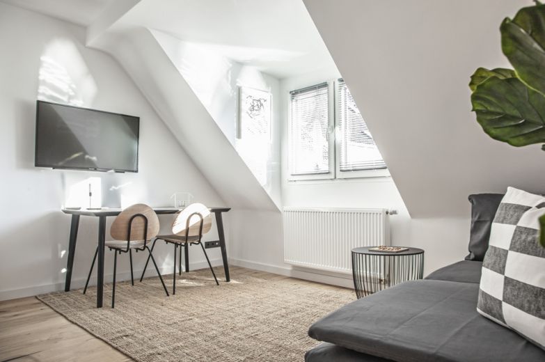 ***GEM&Uuml;TLICHE DESIGNER WOHNUNG AM VOLKSGARTEN***