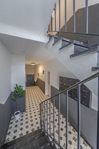 ***GEM&Uuml;TLICHE DESIGNER WOHNUNG AM VOLKSGARTEN***
