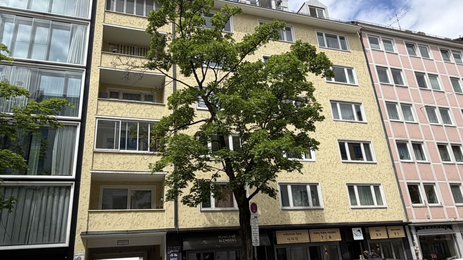 Erstbezug nach Sanierung! *BEFRISTET bis 31.12.2026 *Top m&ouml;bliertes Zimmer-in 2er WG mit Balkon