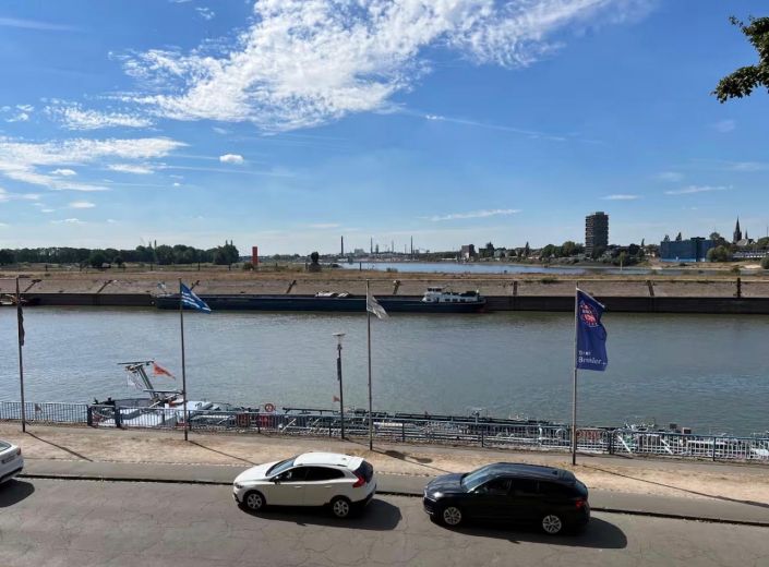 Sch&ouml;nes Apartment mit Rheinblick
