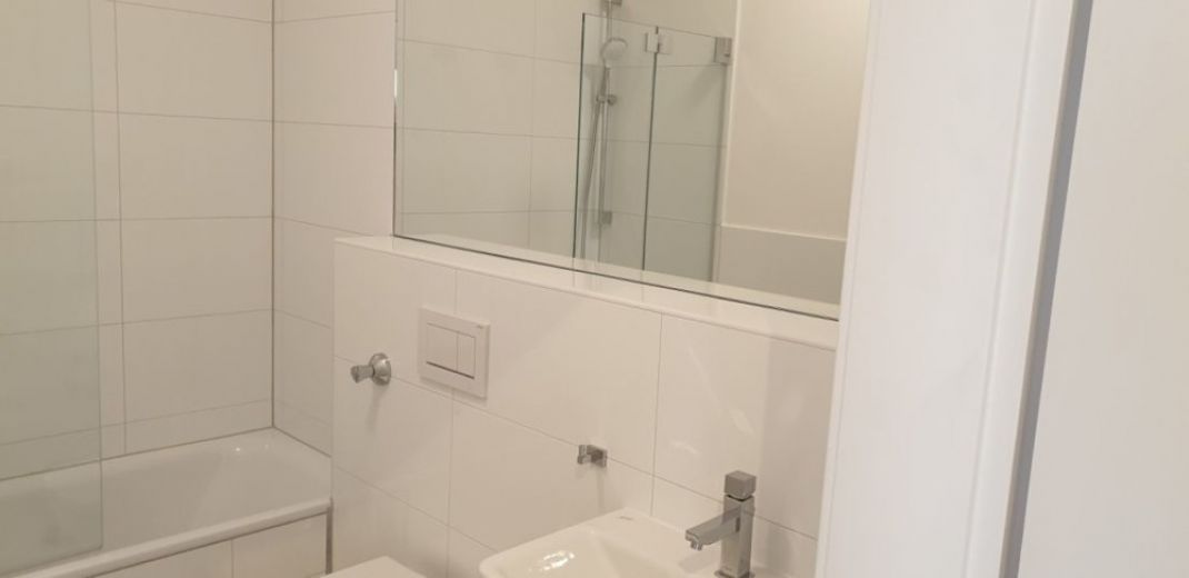 *****Gro&szlig;e Wohnung im sch&ouml;nen Stadtteil Pempelfort*****