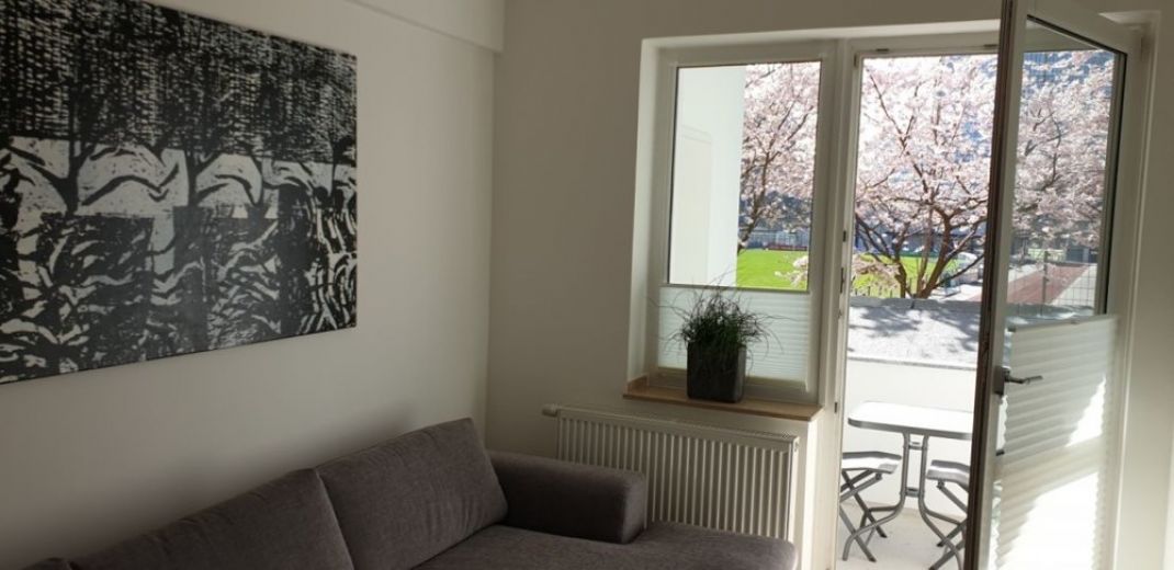 *****Gro&szlig;e Wohnung im sch&ouml;nen Stadtteil Pempelfort*****
