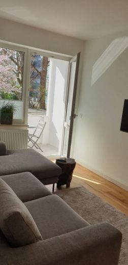 *****Gro&szlig;e Wohnung im sch&ouml;nen Stadtteil Pempelfort*****