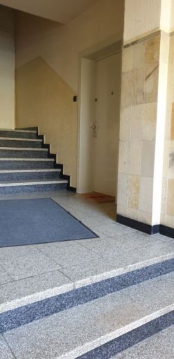 *****Gro&szlig;e Wohnung im sch&ouml;nen Stadtteil Pempelfort*****