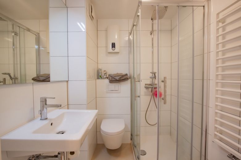 *****HOCHWERTIG M&Ouml;BLIERTES APARTMENT im Szeneviertel Pempelfort*****