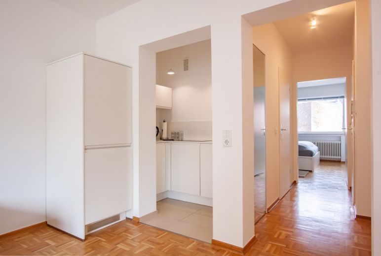 *****HOCHWERTIG M&Ouml;BLIERTES APARTMENT im Szeneviertel Pempelfort*****