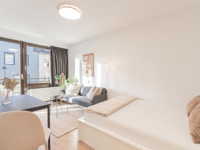 ***helles Cityapartment mit Sonnenbalkon***