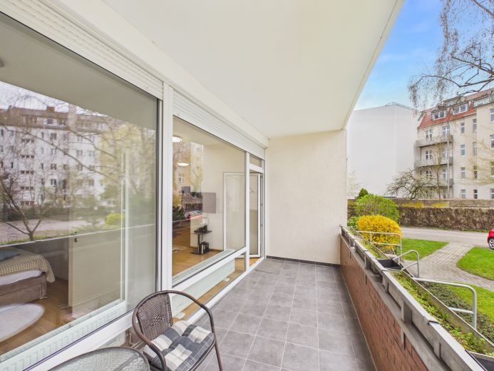 Renoviert | voll ausgestattet  | Gesicherter Stellplatz | Grunewald | Balkon