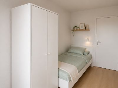 Zimmer 6 in 6er WG, Schwanenwall 5 WE 8