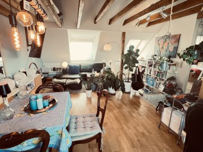 Ruhige 2 Zi Dachgeschosswohnung K&ouml;ln Lindenthal