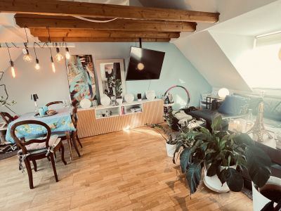 Ruhige 2 Zi Dachgeschosswohnung K&ouml;ln Lindenthal
