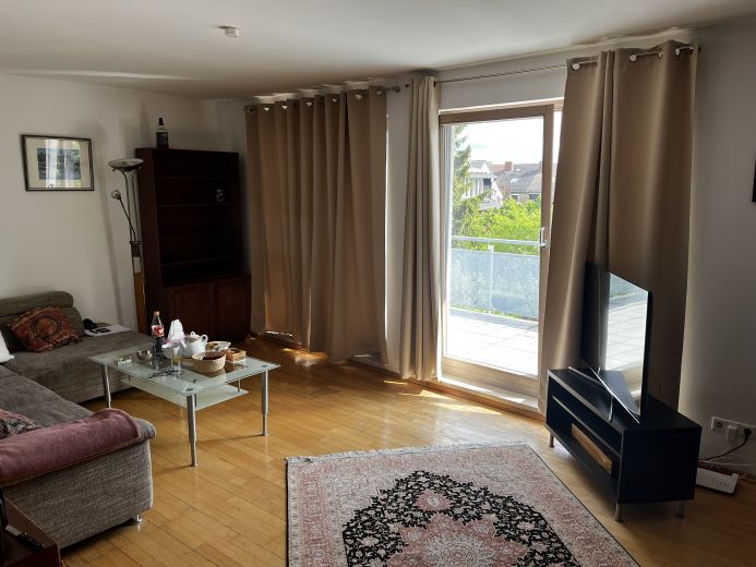 Sch&ouml;ne 2-Zimmer Dach-Terrasse Wohnung