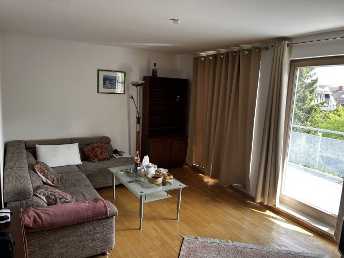 Sch&ouml;ne 2-Zimmer Dach-Terrasse Wohnung