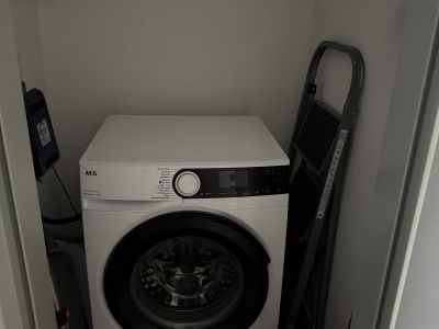 Vollm&ouml;blierte 3 Zi Wohnung in top Lage zur Untermiete