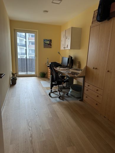 Vollm&ouml;blierte 3 Zi Wohnung in top Lage zur Untermiete