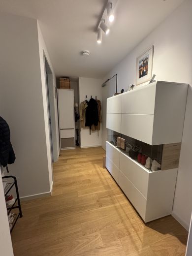 Vollm&ouml;blierte 3 Zi Wohnung in top Lage zur Untermiete