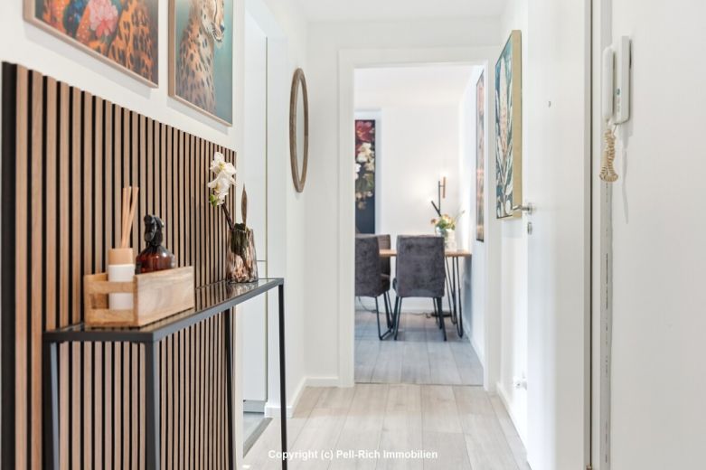STADTJUWEL: Schicke vollm&ouml;bilierte 2-Zimmerwohnung in der Karlsruhe S&uuml;dstadt mit Balkon
