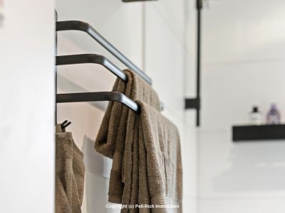 STADTJUWEL: Schicke vollm&ouml;bilierte 2-Zimmerwohnung in der Karlsruhe S&uuml;dstadt mit Balkon