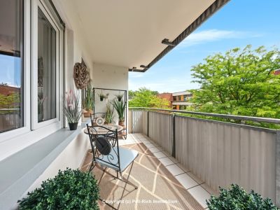 STADTJUWEL: Schicke vollm&ouml;bilierte 2-Zimmerwohnung in der Karlsruhe S&uuml;dstadt mit Balkon
