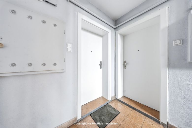 STADTJUWEL: Schicke vollm&ouml;bilierte 2-Zimmerwohnung in der Karlsruhe S&uuml;dstadt mit Balkon