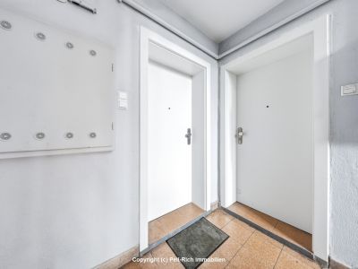 STADTJUWEL: Schicke vollm&ouml;bilierte 2-Zimmerwohnung in der Karlsruhe S&uuml;dstadt mit Balkon