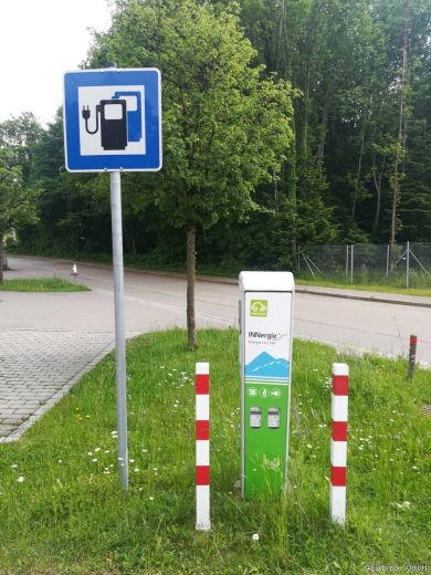 M&ouml;blierte Doppelhaush&auml;lfte in Stephanskirchen