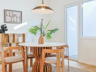 *****Stilvoll m&ouml;blierte 2-Zimmer-Wohnung im Hochparterre mit Balkon & Garten *****