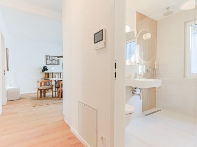 *****Stilvoll m&ouml;blierte 2-Zimmer-Wohnung im Hochparterre mit Balkon & Garten *****