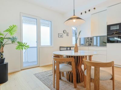 *****Stilvoll m&ouml;blierte 2-Zimmer-Wohnung im Hochparterre mit Balkon & Garten *****