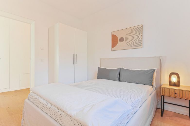 *****Stilvoll m&ouml;blierte 2-Zimmer-Wohnung im Hochparterre mit Balkon & Garten *****