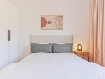 *****Stilvoll m&ouml;blierte 2-Zimmer-Wohnung im Hochparterre mit Balkon & Garten *****
