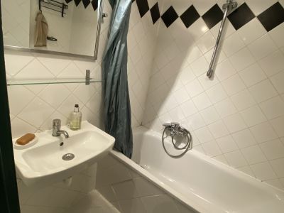 Helle Altbauwohnung in Kreuzberg &ndash; m&ouml;bliert