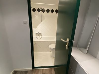 Helle Altbauwohnung in Kreuzberg &ndash; m&ouml;bliert