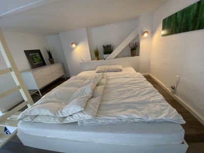 Helle Altbauwohnung in Kreuzberg &ndash; m&ouml;bliert