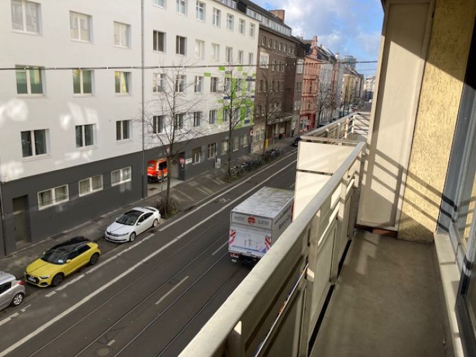 ***Wohlf&uuml;hlapartment in Unterbilk mit Balkon***
