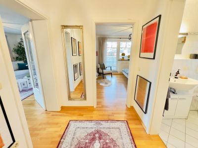 M&ouml;blierte 2-Zimmer-Wohnung mit 2 Balkone in Bad Aibling