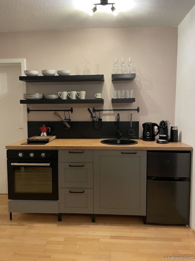 M&ouml;blierte 2-Zimmer-Wohnung mit 2 Balkone in Bad Aibling