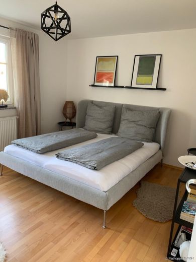 M&ouml;blierte 2-Zimmer-Wohnung mit 2 Balkone in Bad Aibling