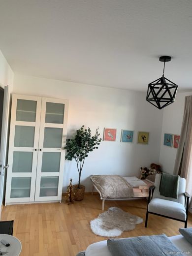M&ouml;blierte 2-Zimmer-Wohnung mit 2 Balkone in Bad Aibling