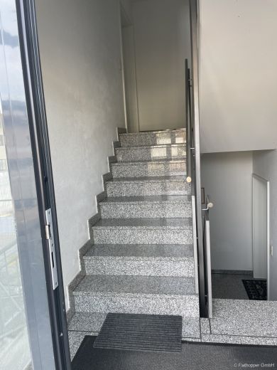 M&ouml;blierte 2-Zimmer-Wohnung mit 2 Balkone in Bad Aibling