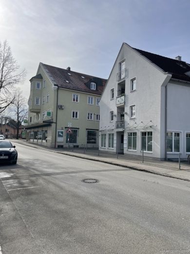 M&ouml;blierte 2-Zimmer-Wohnung mit 2 Balkone in Bad Aibling